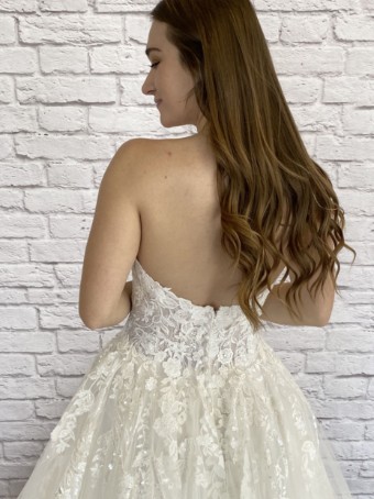 Exclusively at Signature Style Ashleigh #3 thumbnail