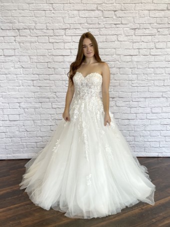 Exclusively at Signature Style Ashleigh #1 thumbnail