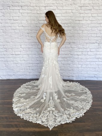 Exclusively at Signature Style Page #4 thumbnail