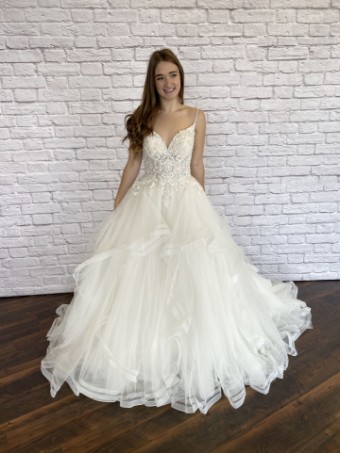 Exclusively at Signature Style Calgary #3 thumbnail