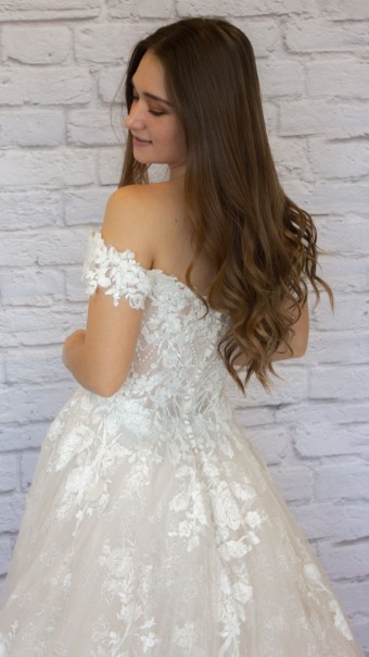 Exclusively at Signature Style Azalea #2 thumbnail