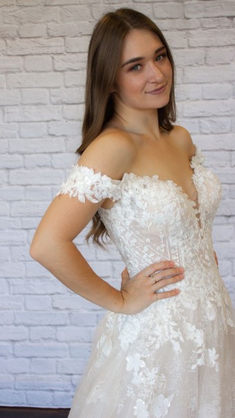 Exclusively at Signature Style Azalea #4 thumbnail