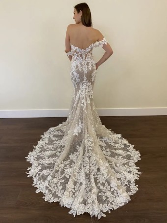 Exclusively at Signature Style Addison #6 thumbnail