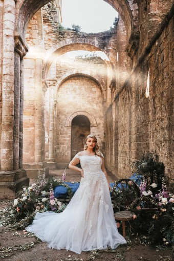 Disney Fairy Tale Weddings Style D281L - Aurora, Lined Bodice, Front and Back #0 default thumbnail