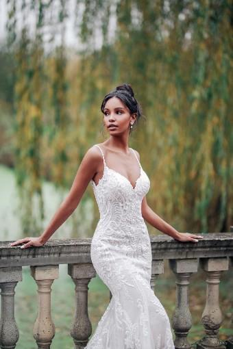 Disney Fairy Tale Weddings Style D288 Tiana #4 thumbnail