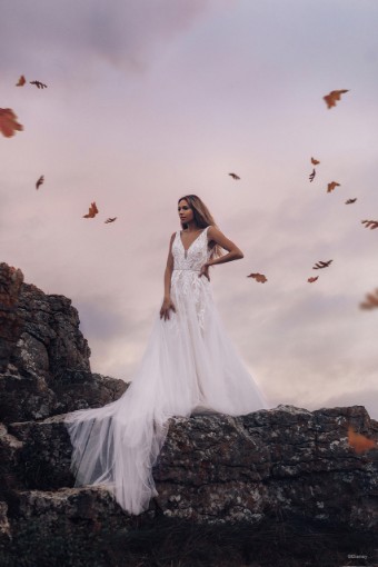Disney Fairy Tale Weddings Style D325 - Pocahantas #0 default thumbnail