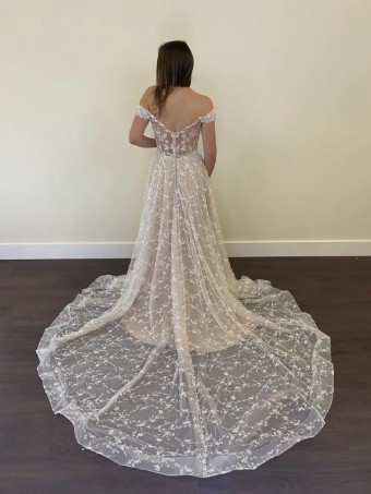Exclusively at Signature Style Eden #2 thumbnail