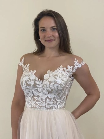 Exclusively at Signature Style Evelyn #1 thumbnail
