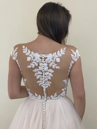 Exclusively at Signature Style Evelyn #3 thumbnail