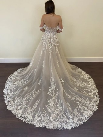 Exclusively at Signature Style Lilliana #3 thumbnail