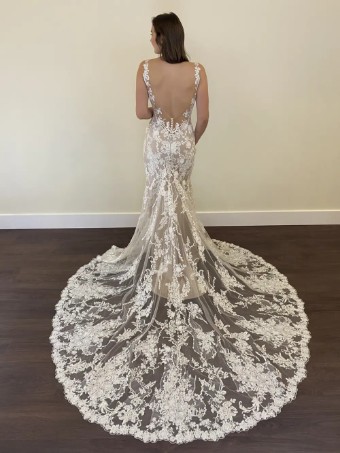 Exclusively at Signature Style Rosabel #2 thumbnail