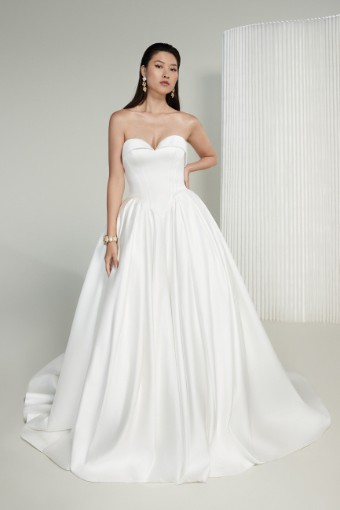 Justin Alexander Signature Style Joan 99227 #0 thumbnail