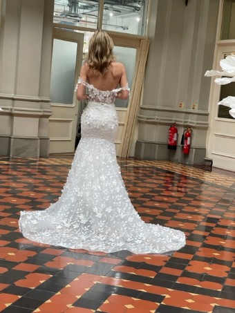 Savin London Style Savannah - Beaded Version #1 thumbnail