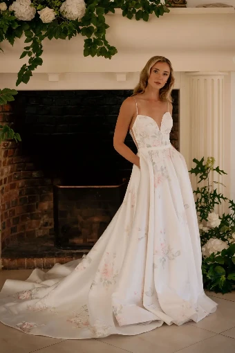 House of Savin Style Alina #5 thumbnail