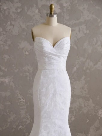 Maggie Sottero Style Hilo #10 thumbnail