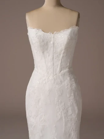 Maggie Sottero Style Meredith #18 thumbnail