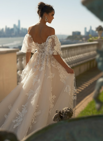 Eve of Milady Style 1716 #1 thumbnail