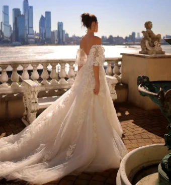 Eve of Milady Style 1716 #3 thumbnail