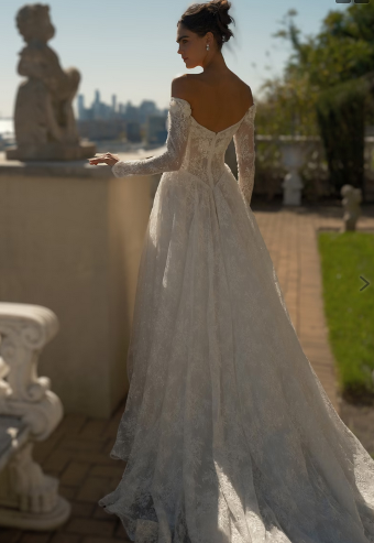 Eve of Milady Style 1714 #1 thumbnail
