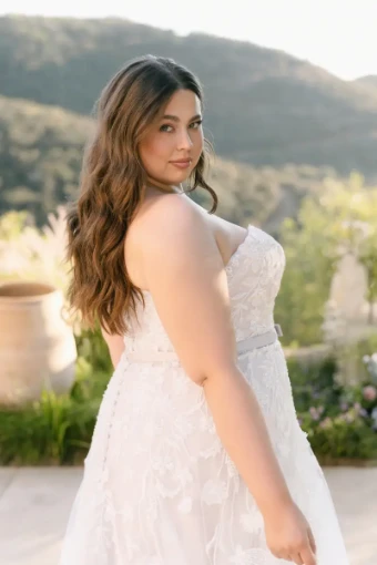 Allure Style W551 #4 thumbnail