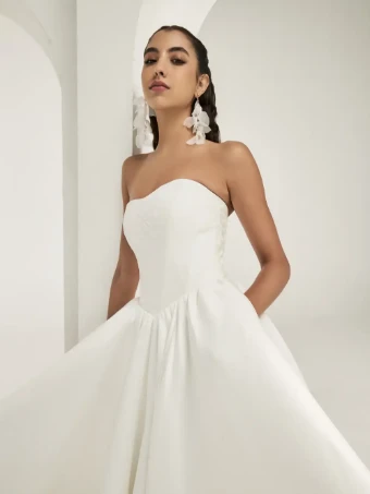 House of Savin Style Vivienne #2 default thumbnail